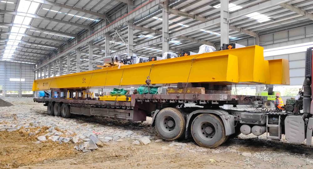 The CATET 5-ton electric single-girder bridge crane was successfully delivered to a customer in Singapore