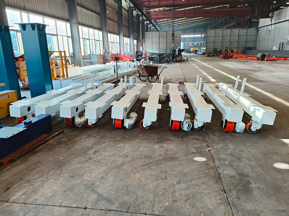 Trackless gantry crane