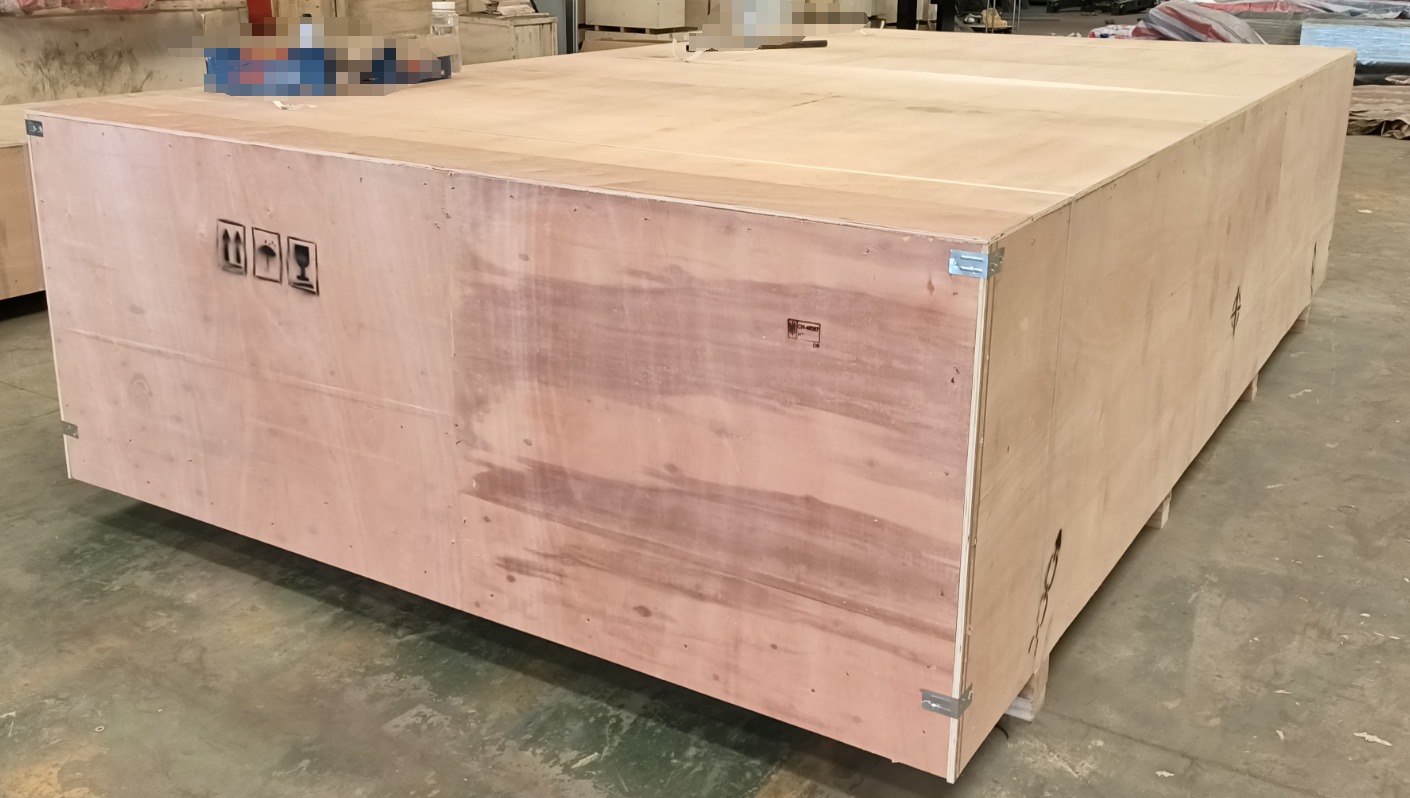 40 ton electric trackless transport vehicle