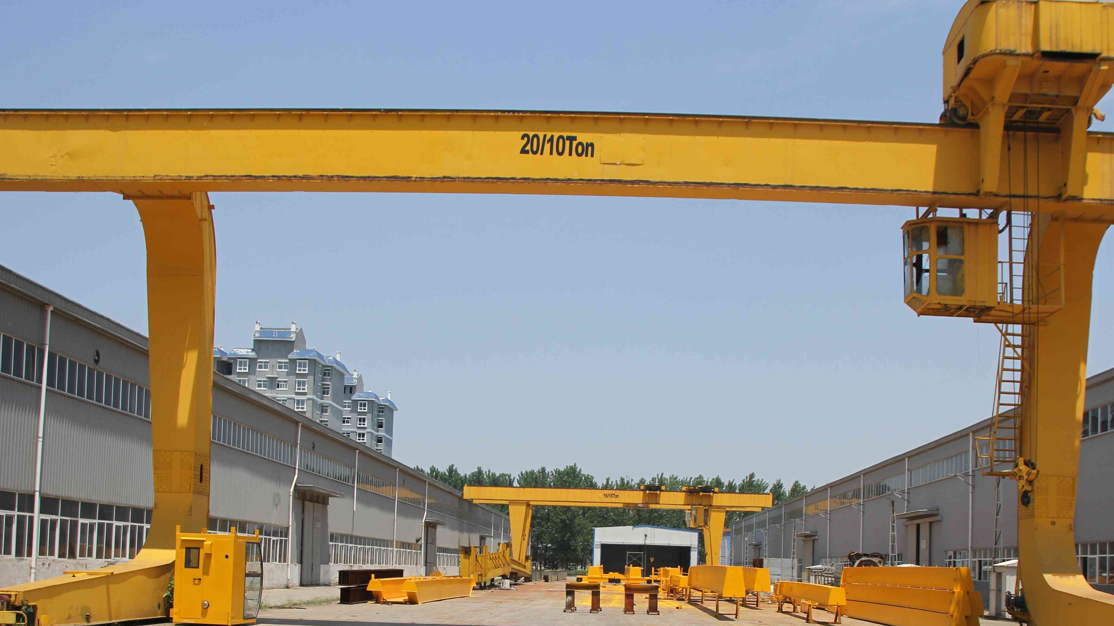 Maintenance methods for gantry crane parts